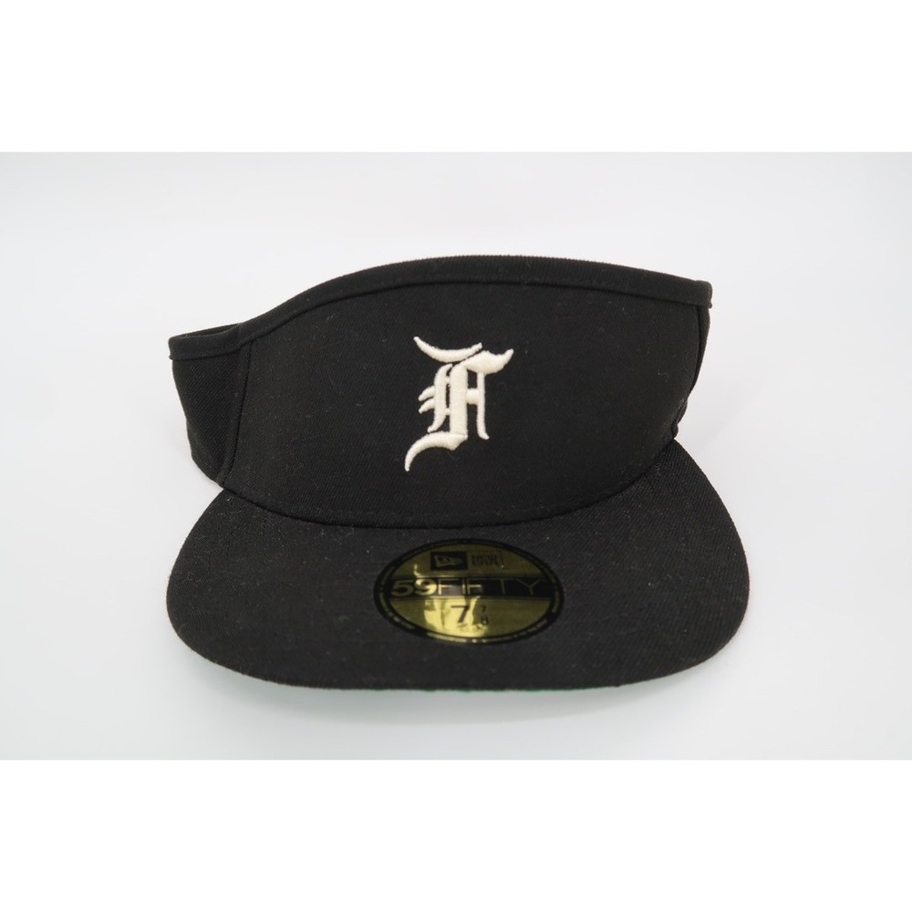 Fear of God Essentials New Era Visor Mens 7 7/8 Black Fitted 59FIFTY